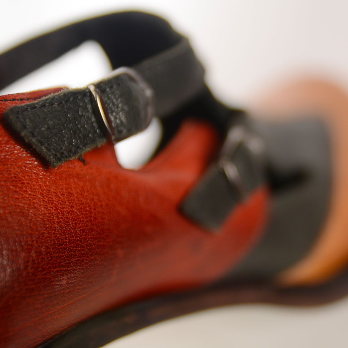 B2.19 - Scarpa in pelle artigianale donna 3 Colori - immagine 5